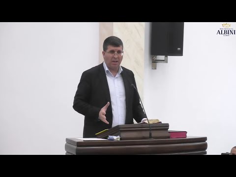 Fănel Șuteu - Copilul tăiat în două