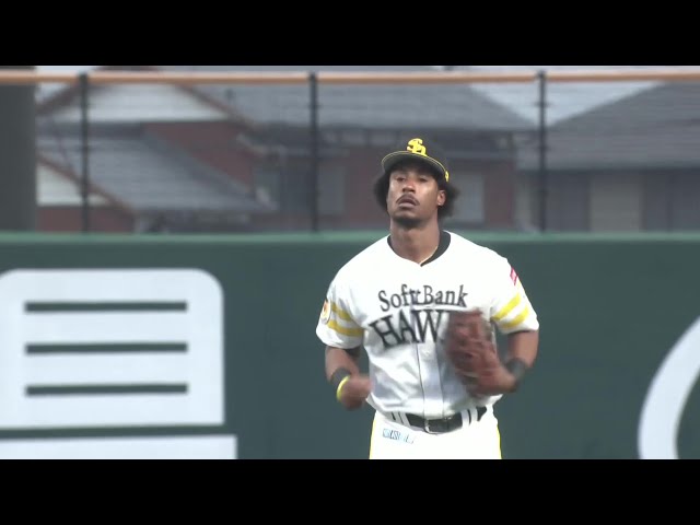 【ファーム】ダブルプレー!! ホークス・ダウンズ 体勢崩されながらもライナーキャッチ!! 2025年6月6日 福岡ソフトバンクホークス 対 阪神タイガース