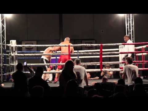 Morgan Boxing 28.11.15 - Colin Mcdiarmaid vs Manny Clark