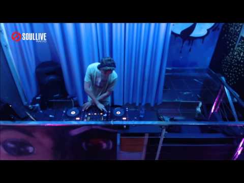 tехнический перерыв - Curlyman (soullivefm.com)