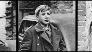 Download lagu Seorang anak kecil kuno sedang menangis.💯😢 #viral  mp3