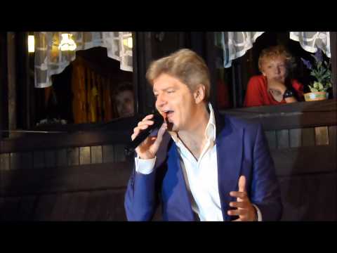 Štefan Skrúcaný MEGAMIX Live