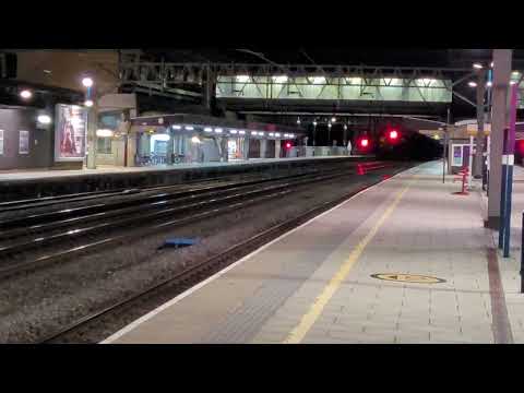 4S49 - DB90's - Christine leading Malcolm and a DRS loanee Shed, 66091 on tonight's Grangemouth