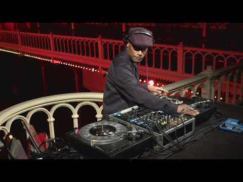 Rob Manga in Paradiso [Bronx Disco Express gospel set]