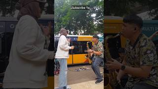 Download lagu Duet Keren Salma Salsabil Dan Pemain Saxophone Bawain Lagu Jenuh Tapi Butuh mp3