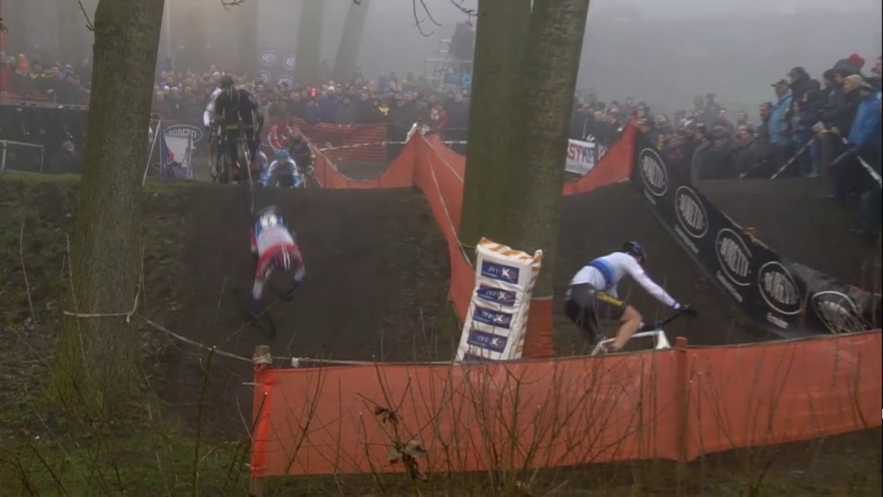 Mathieu Van der Poel Crash - Azencross Loenhout - YouTube