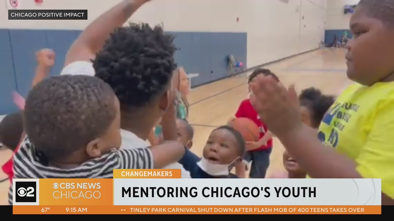 Tracy Abrams mentoring Chicago's youth - YouTube