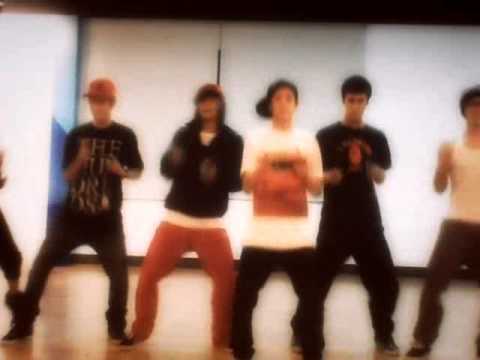 Beast/B2st cute and funny dance (Schock)