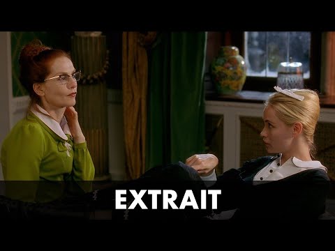 8 FEMMES - Extrait #3 -  Pile ou face (Emmanuelle Béart)