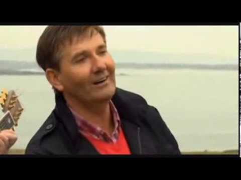 Daniel O'Donnell - Homes of Donegal (performed on Owey Island)