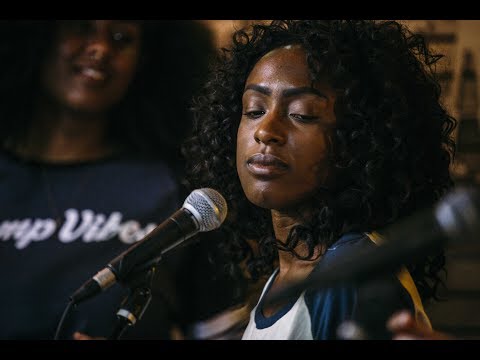 Blossom - Black Magic Woman - Pumphouse Sessions @Pickathon 2016 S03E10