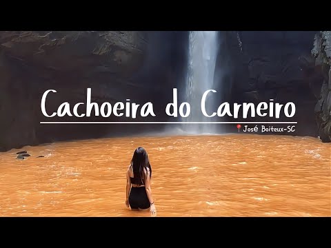 Pouca Gente Conhece Essa Cachoeira em Santa Catarina