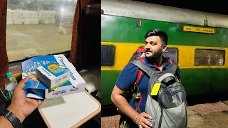Garib Rath train journey || Train mein late night Domino’s pizza ki craving 😀