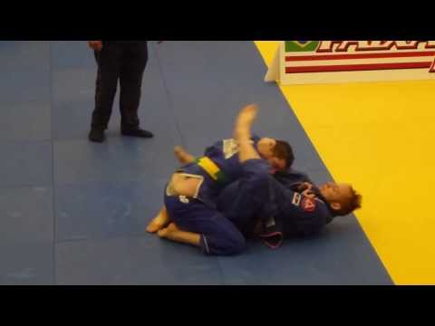 English BJJ Open 2013 - Black Adult - Under 82.3KG - FINALS - Jack Magee vs Ivam Maciel