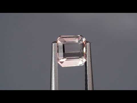 Натуральный розовый Турмалин Рубеллит октагон 5.4x5.2мм 0.83ct видео