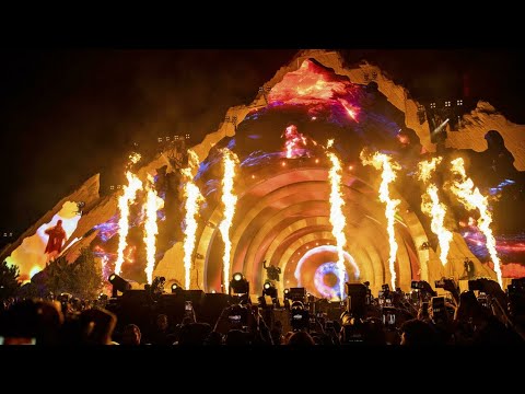 演唱會踩踏意外釀8死 Travis Scott被控煽動混亂