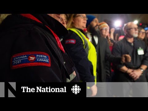 Unions ramp up pressure to block back-to-work bill for Canada Post employees