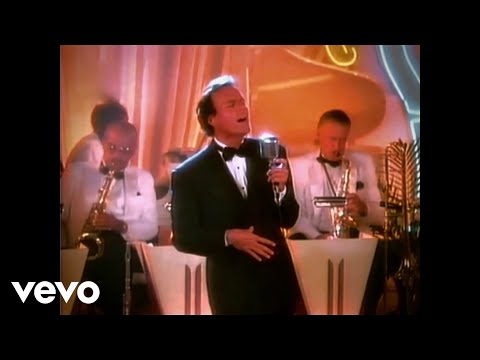 Julio Iglesias - Caballo Viejo/Bamboleo (Official Video)