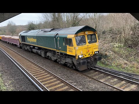 Class 66 | 66953 | Mega Thrash | Freightliner