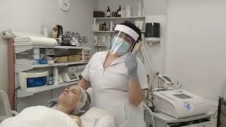 Fototerapia LED para tratamientos faciales con Túnel de luz.