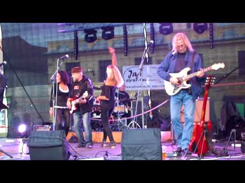 HUDBA PRAHA band - Intro + Špinavý záda