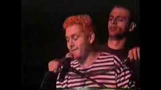 Sábado de Sol ~ Mamonas Assassinas