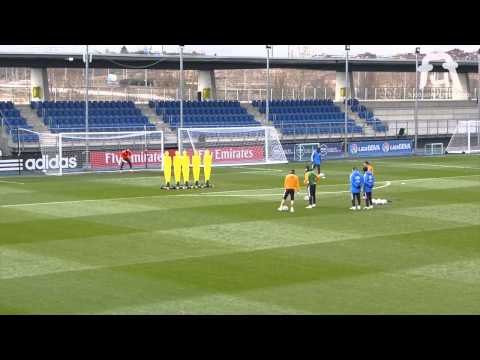 Ángel Di María vs. Cristiano Ronaldo Freekick Shoot-Out!