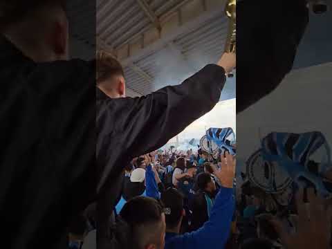 "TORCIDA DO GRÊMIO PRONTA PARA O CLÁSSICO" Barra: Geral do Grêmio &bull; Club: Grêmio