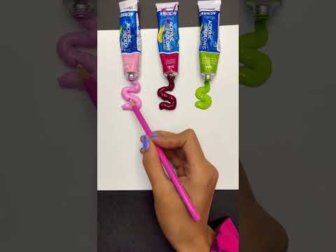 Which one did you think was the real one? 😂❤️ #shorts #artist #art #drawing #creative