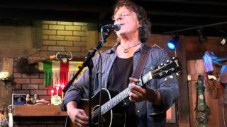 Dirk Hamilton Sings "Billboard on the Moon"