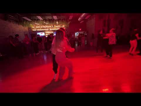 Heather and Marco Espejo - Salrica Social - Santa de Mi Devoción (Bachata)