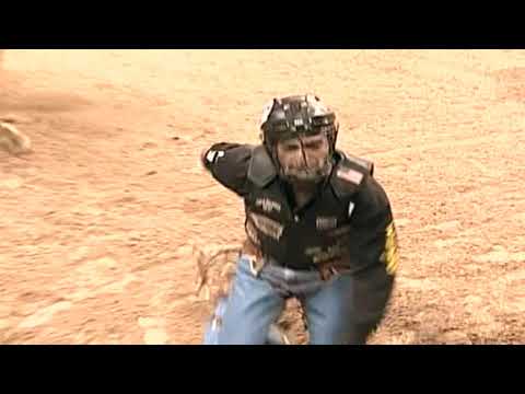 Hemi bucks Sean Willingham - 05 PBR Finals