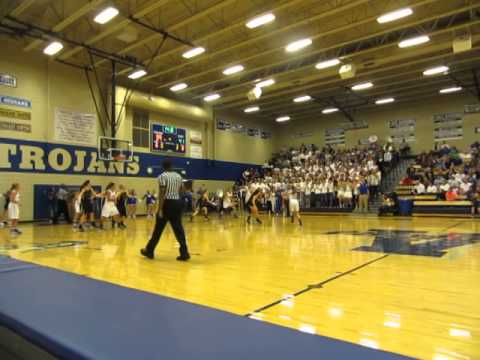 Jaylyn Agnew makes the game winning shot for Andover on 12-13-13