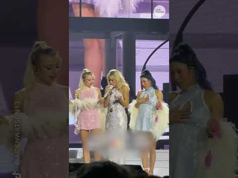 Watch Sabrina Carpenter 'arrest' Miss Piggy at 'Short n' Sweet' show