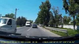 Romania trafic - Husi - depasire pe linia continua in curba