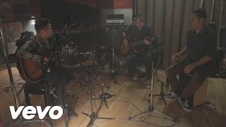 Scouting For Girls - Rains In L.A. (Live Acoustic Video)