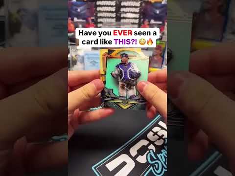 Pulling a 1/1 AARON JUDGE booklet card!! 🤯