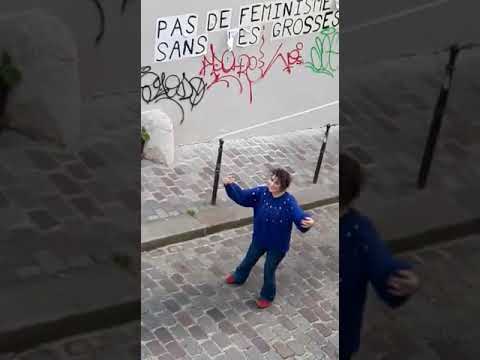 Quarantine Tango in Paris - Ruth Rozelaar on Bandoneon