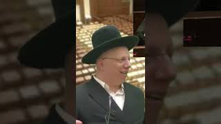 יאיר לפיד ובנט עם תעודות קורע מצחוק הרב ליאור גלזר