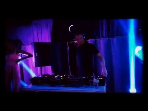 DJ Smash played John Newman's "Love Me Again"