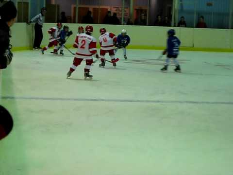 Hampus gör ett mål mot Pantterit