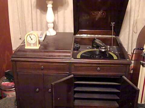 THE VIRGINIANS ROSS GORMAN - SUPERSTITOUS BLUES - ROARING 20'S VICTROLA