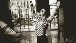 it's different & Helen - Tell Me