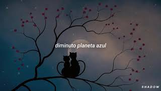 Blue (Diminuto Planeta Azul) – Macaco (Letra)