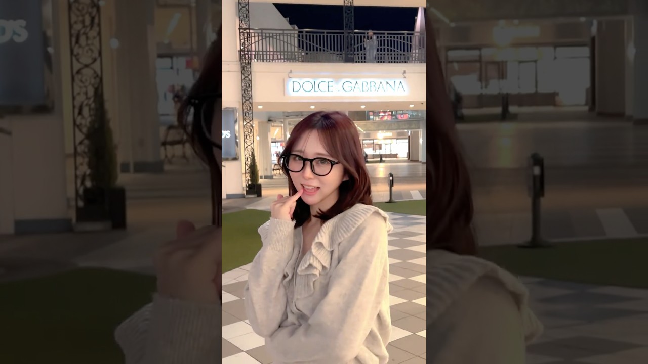 メガネも似合いますか？🤓