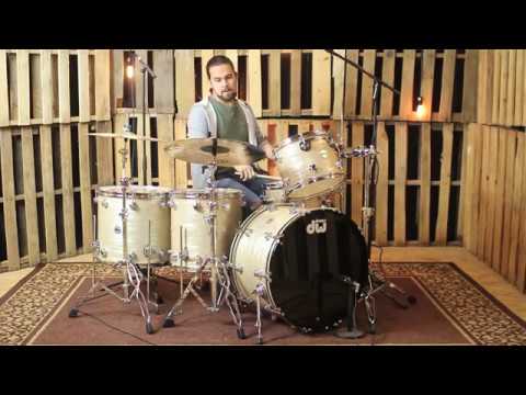 DW Collector's Maple Creme Oyster Drum Set - 24, 13, 16, 18, 7x14 - SO# 1112334
