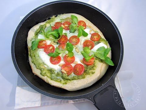 download lagu mp3 mp4 Pizza Tomate Mozzarella Pesto, download lagu Pizza Tomate Mozzarella Pesto gratis, unduh video klip Pizza Tomate Mozzarella Pesto