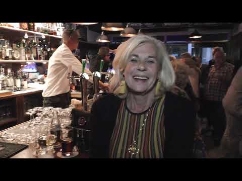 aan de bar rood wit blauw