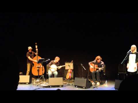 Kris Drever and Eamon Coyne - Moving On Song