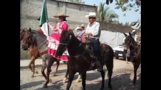 preview picture of video 'Desfile, charros 5 de mayo 2012'
